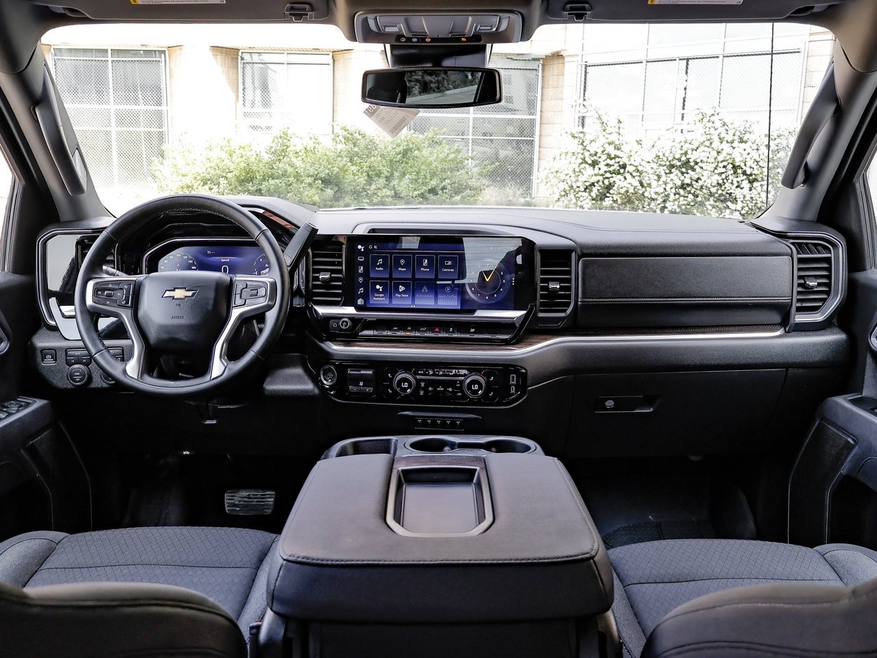 2025 Chevrolet Silverado 1500 4WD Crew Cab 147 LT White Sherwood Park - photo #27