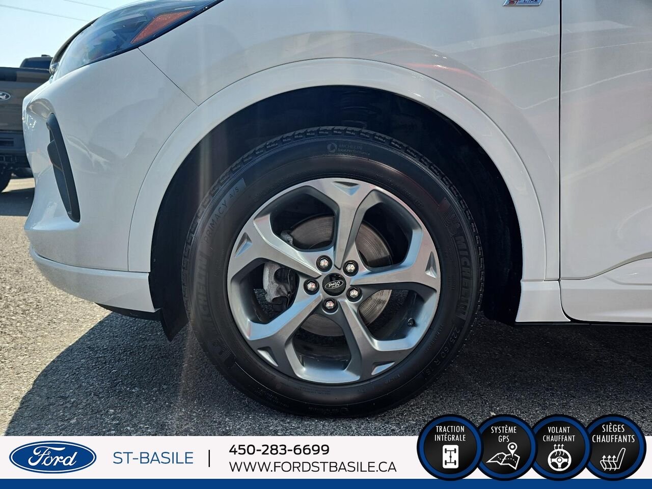 2023 Ford Escape White Saint-Basile-le-Grand - photo #10