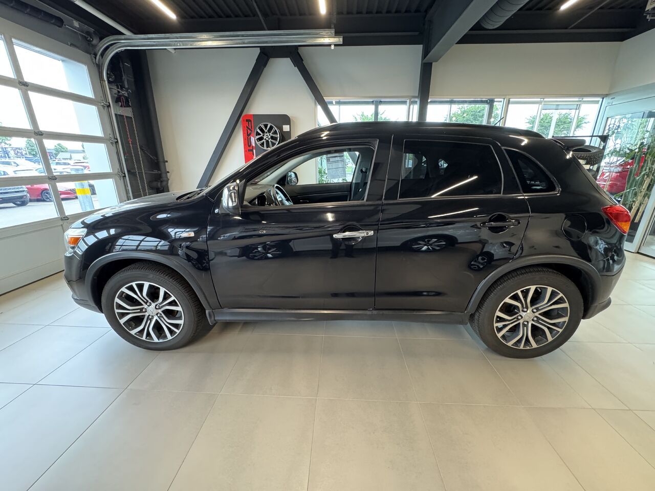 2016 Mitsubishi RVR