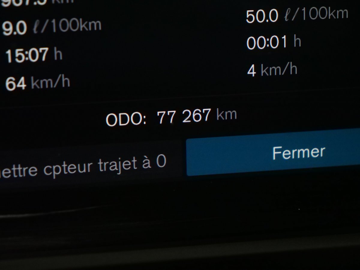 2023 Volvo XC40 B5 PLUS BRIGHT Black Montreal - photo #10