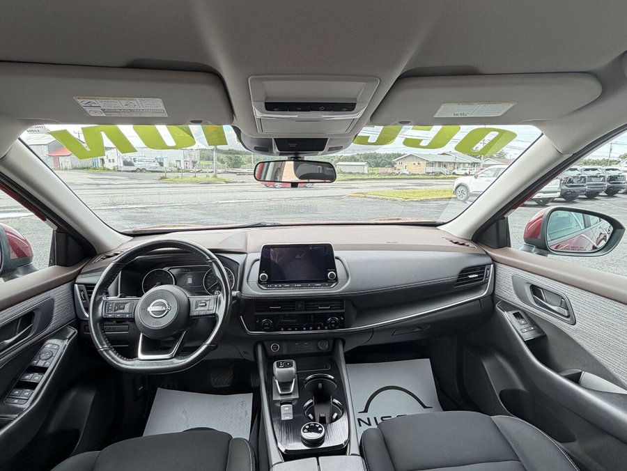 2023 Nissan Rogue 2023 Red