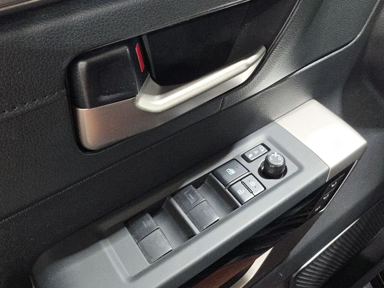 2022 Toyota Tundra Limited Double Cab 4x4, Navigation, sièges ventilés, sièges en cuir Black Val-David - photo #13