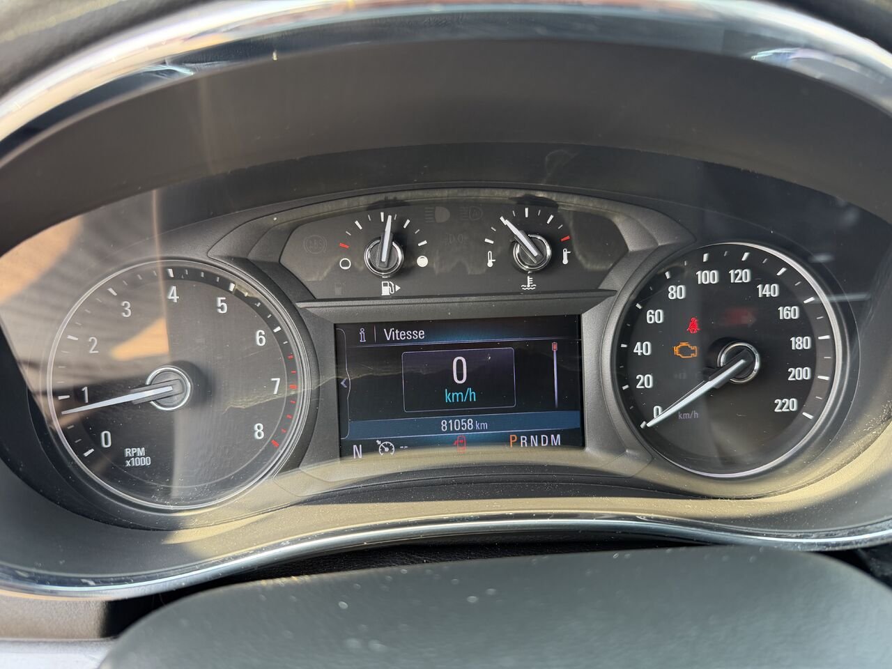 BUICK ENCORE PREFERRED Privilégiée 4 portes TA 2021 Blanc Ottawa & Gatineau - photo #2