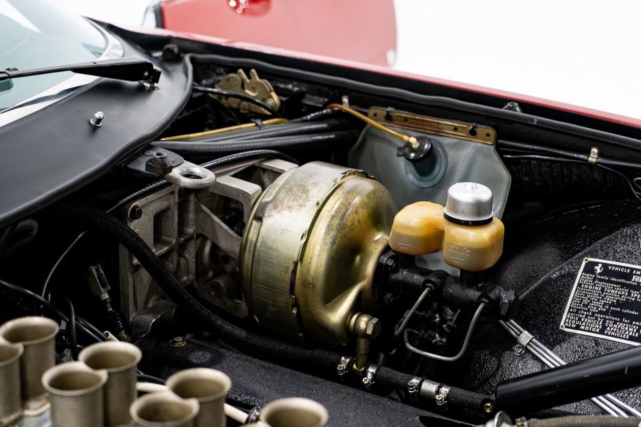 1973 Ferrari 365 GTB4 Daytona 18,301 miles With Orig Books/Tools/ Carbs / Filter Box Red Montreal - photo #17