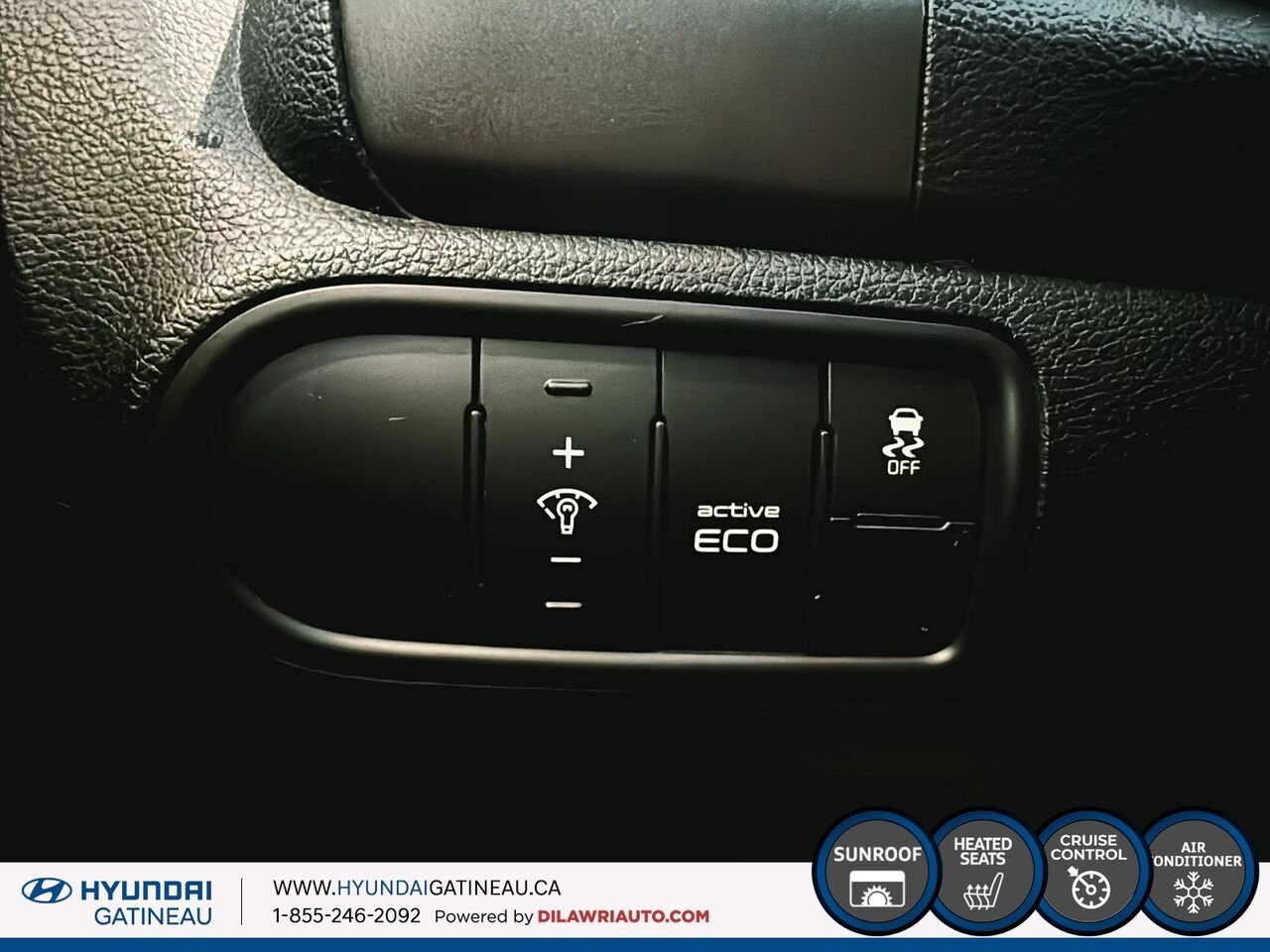 Kia Forte LX+ *** bas millage ,toit ouvrant *** 2015 Noir Ottawa & Gatineau - photo #19