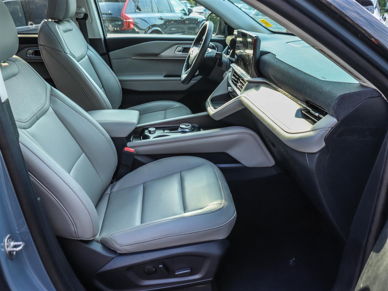 Ford Explorer Active 2025 Blue Ottawa & Gatineau - photo #15