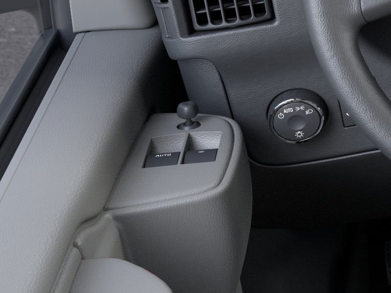 2024 GMC Savana Cargo Van Onyx Black Saint-Eustache - photo #21