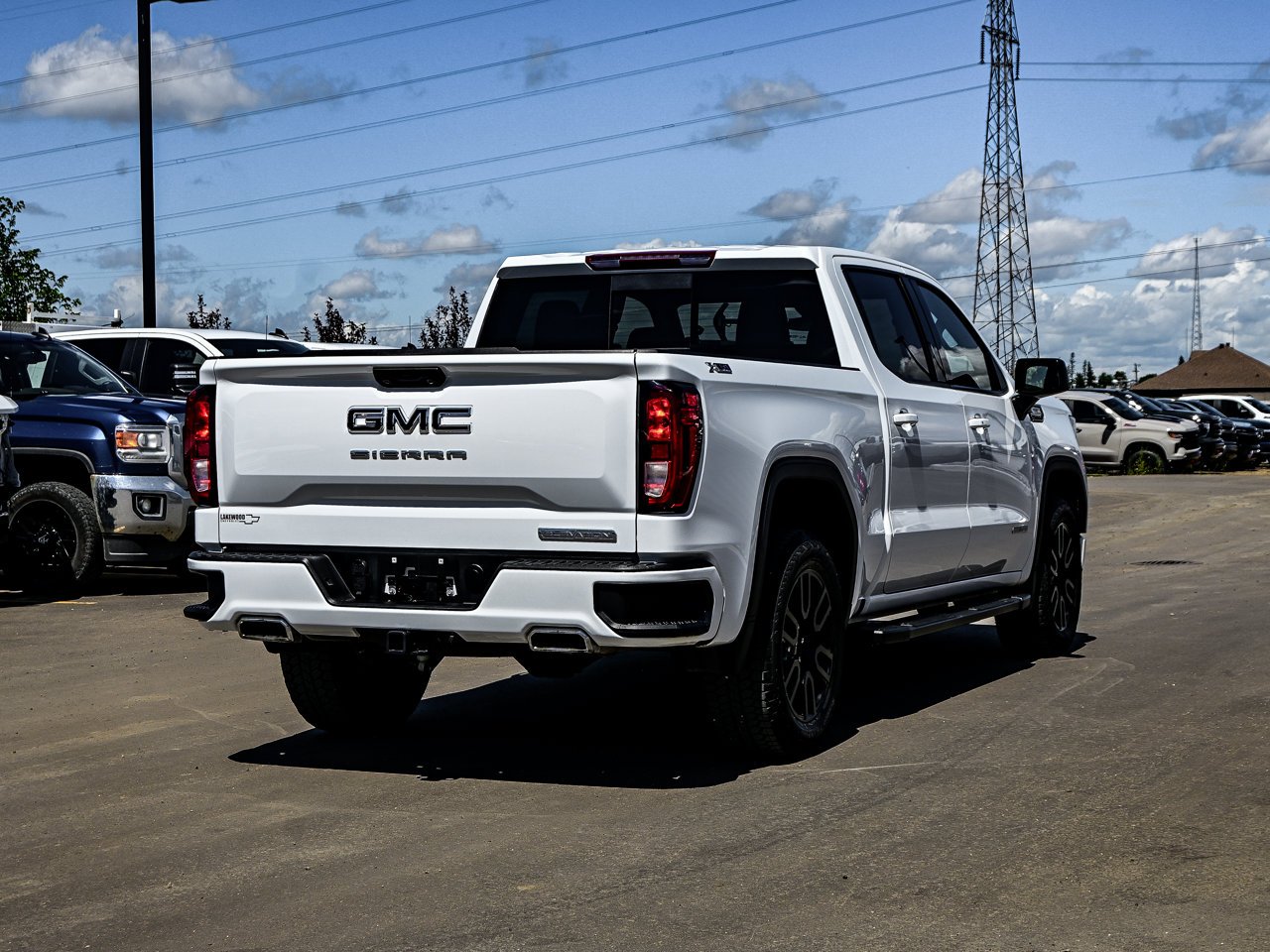 2025 GMC Sierra 1500 4WD Crew Cab 147 Elevation White Sherwood Park - photo #11