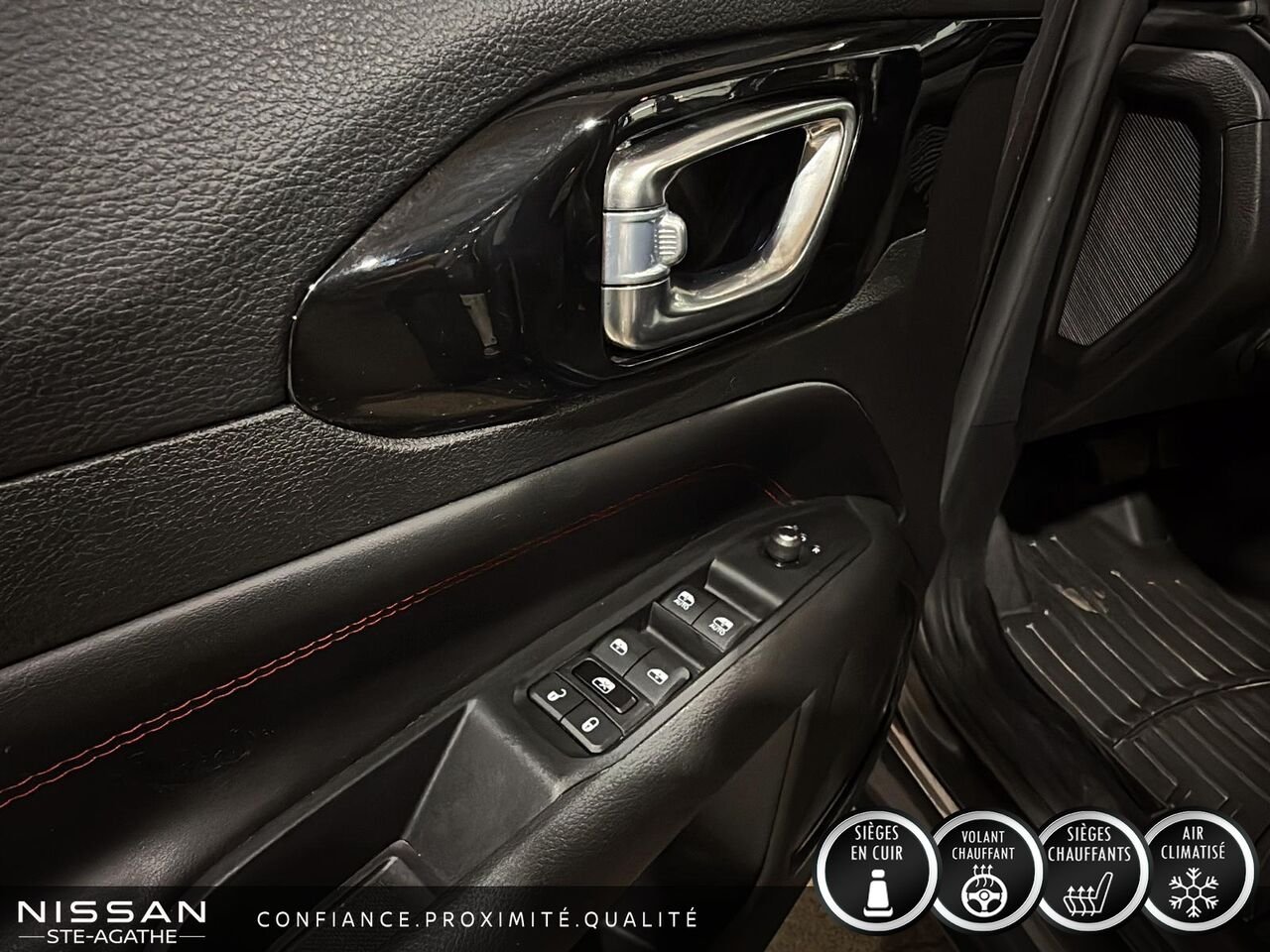 2022 Jeep Compass Trailhawk | 4X4 | VOLANT CHAUFFANT | ATTELAGE | CAMÉRA DE RECUL Grey Saint-Jérôme - photo #13