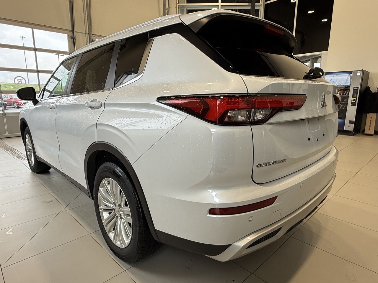 2024 Mitsubishi Outlander
