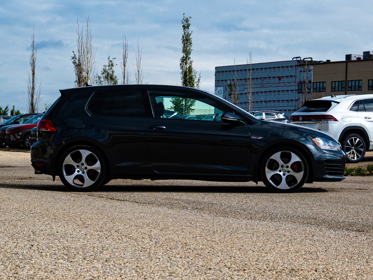 2015 Volkswagen Golf GTI 3dr HB Man gray Sherwood Park - photo #13