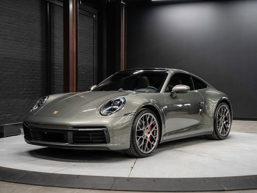 2022 Porsche 911 2022 Green