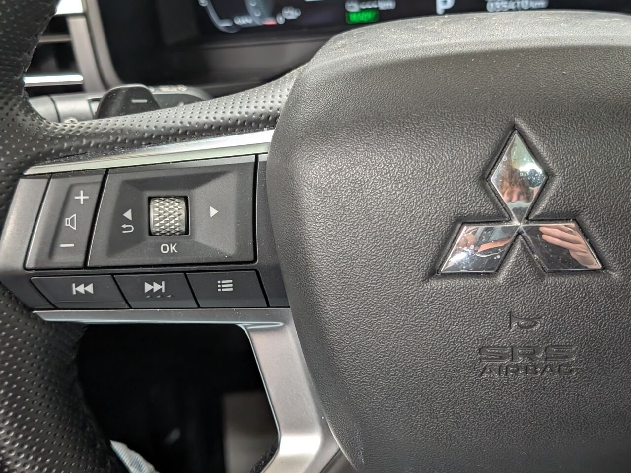 Mitsubishi Outlander PHEV SEL/SIÈGES CHAUFFANTS/ TOIT OUVRANT PANORAMIQUE/VOLANT CHAUFFANT/CAMÉRA DE RECUL/AC 2025 Noir Sherbrooke - photo #13