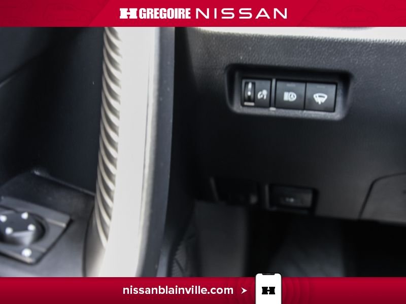 2020 Toyota Rav 4 Red Laval - photo #22