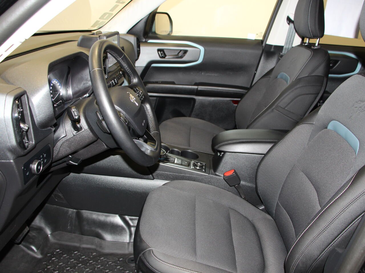 Ford Bronco Sport 2.0 L ECOBOOST + ENS REMORQUAGE + G.O.A.T. 2024 Noir Châteauguay - photo #17