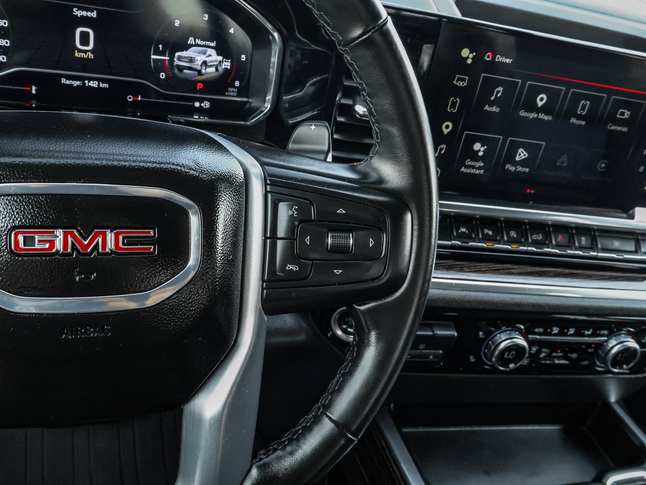 2025 GMC Sierra 1500 4WD Crew Cab 147 Elevation Grey Sherwood Park - photo #24