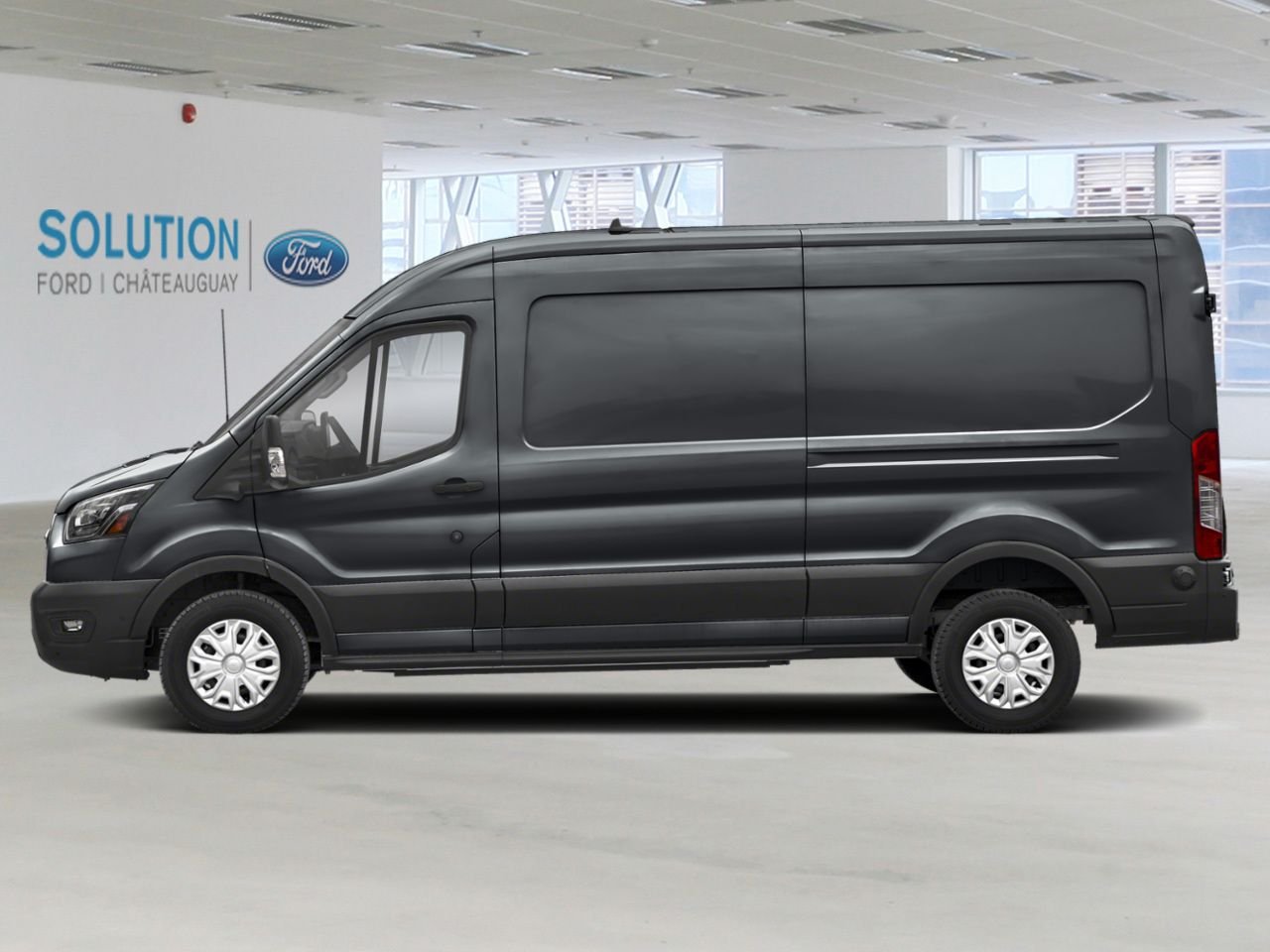 Ford E-Transit fourgonnette utilitaire T-350 PA TOIT MOYEN 148 PO PNBV DE 9 500 LB 2025 Gris carbonisé métallisé Châteauguay - photo #2