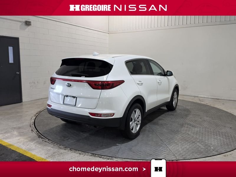 Kia Sportage CA7268 | LX * Mag * Bancs Chauffants * Bluetooth * 2018 Blanc Laval - photo #8