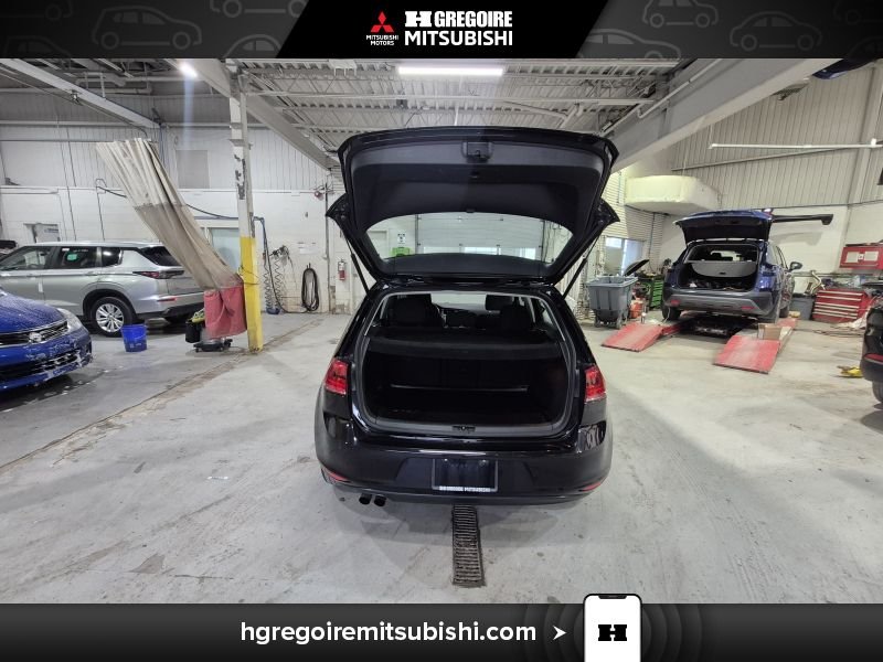 2016 Volkswagen Golf Black Laval - photo #29