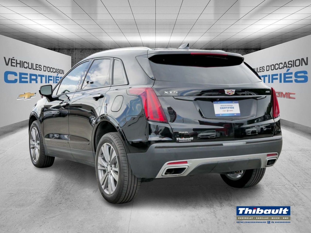 Cadillac XT5 2022 Cadillac XT5 Premium Luxury AWD 2022 NOIR STELLAIRE METALLISE Saint-Eustache - photo #2