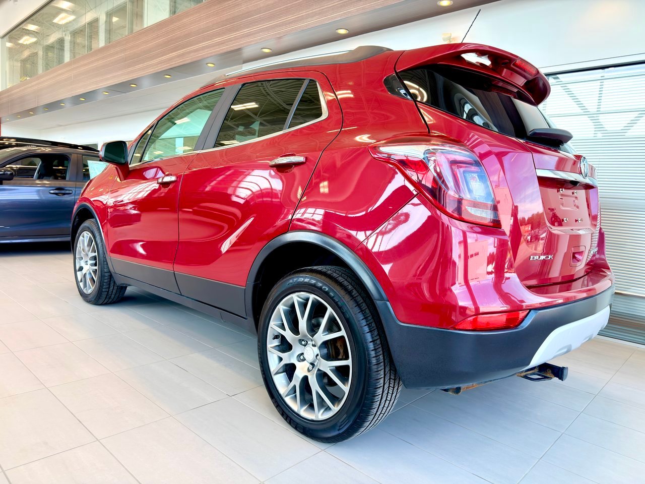 2017 Buick Encore Notre-Dame-des-Prairies - photo #8