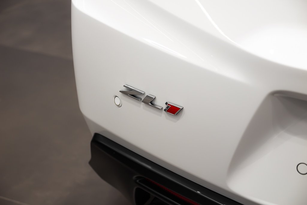 Chevrolet Camaro 2dr Cpe ZL1 | 1LE PACKAGE 2018 Blanc Kirkland - photo #6