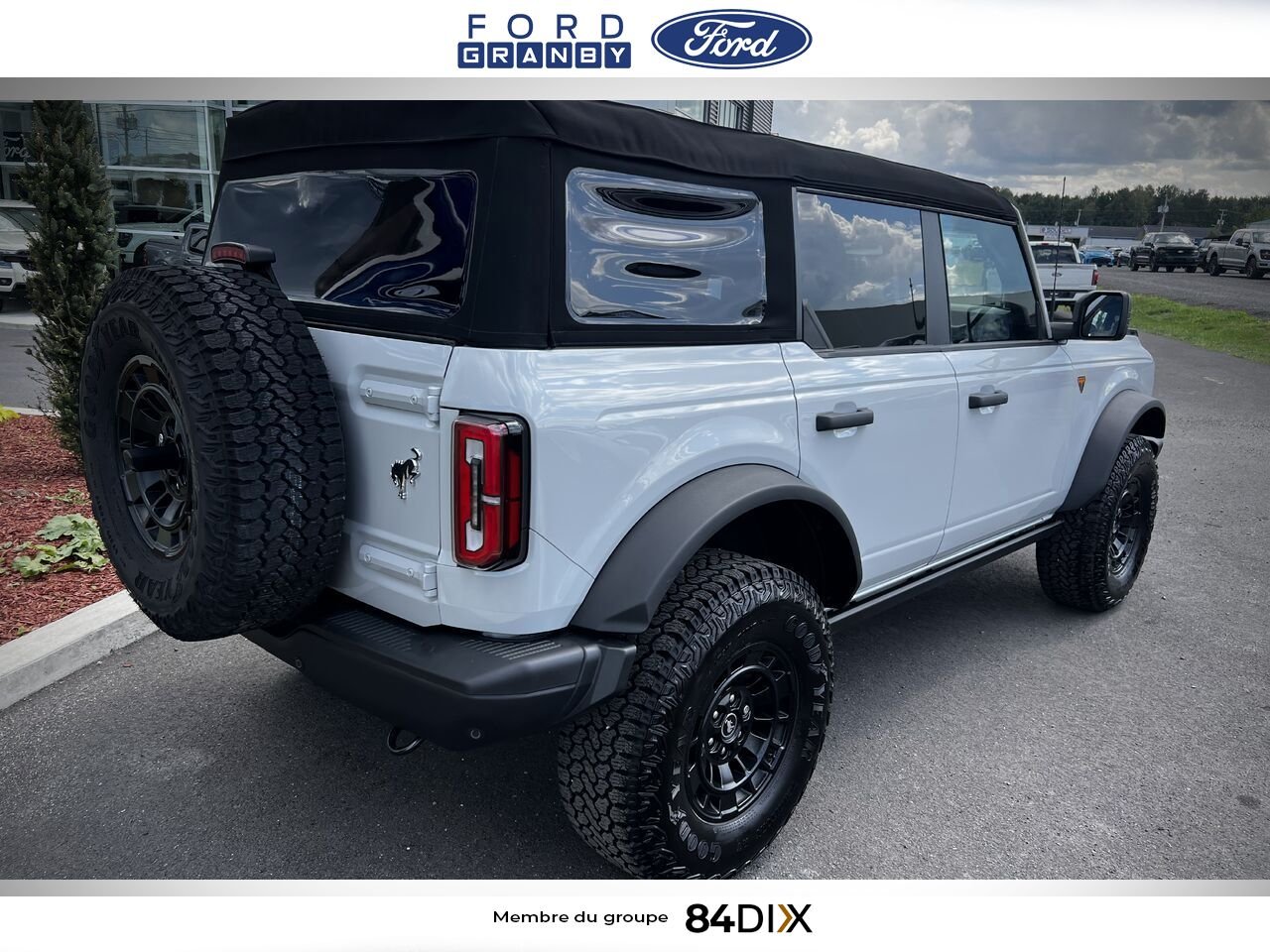 Ford BRONCO 2026 Gris Granby - photo #4