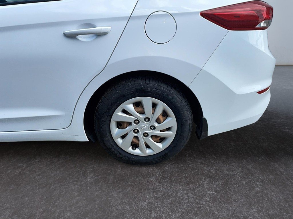 2017 Hyundai ELANTRA White Amos - photo #20
