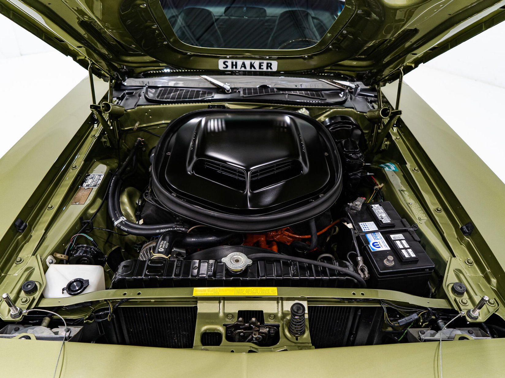 Plymouth HEMI Cuda 1 de 3 Exemplaires Utilisés par la Division Course de Chrysler France **PRIX EN USD** 1970 Vert Montréal - photo #15