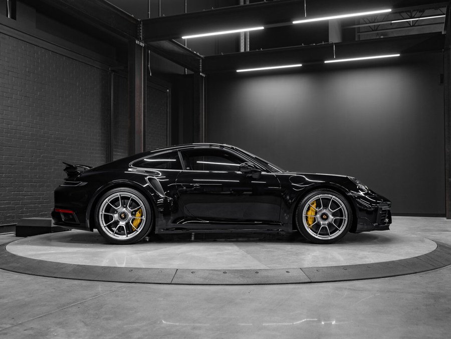 2022 Porsche 911 2022 Black