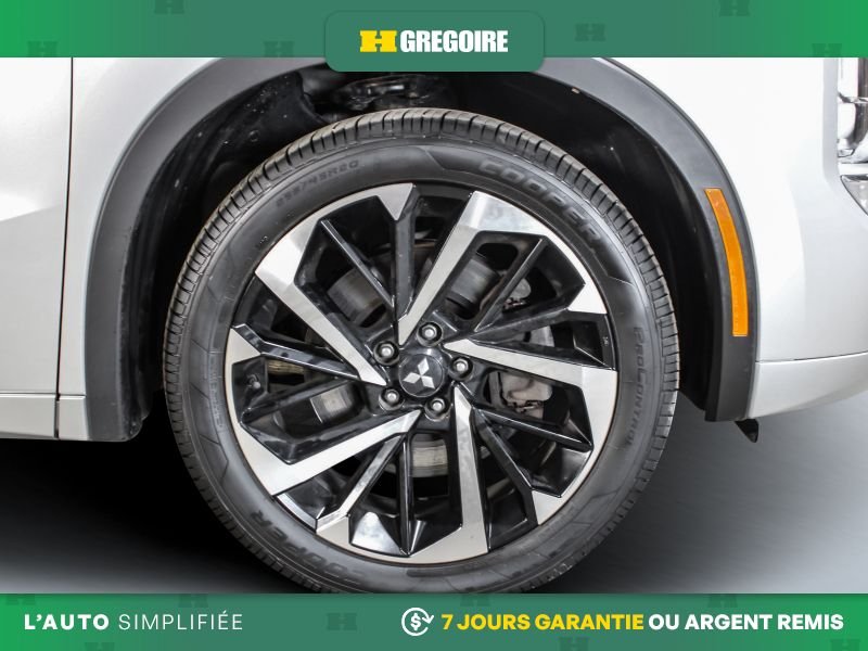 2023 Mitsubishi Outlander Silver Saint-Eustache - photo #11