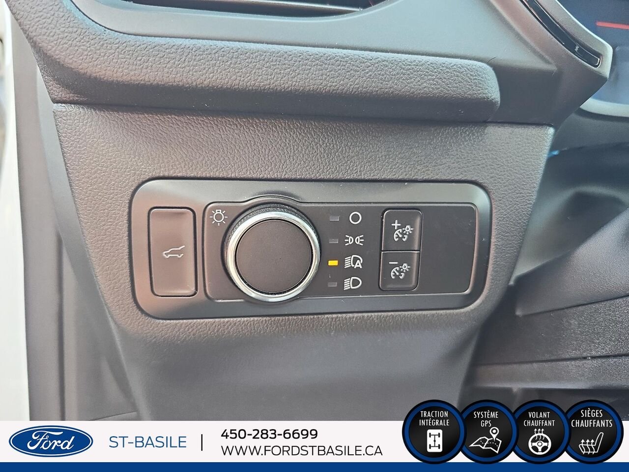 2023 Ford Escape White Saint-Basile-le-Grand - photo #20