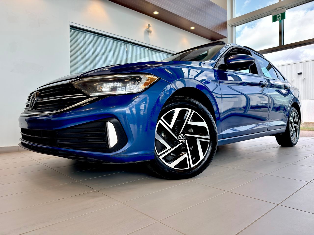 Volkswagen Jetta 2022 Bleu Notre-Dame-des-Prairies - photo #1