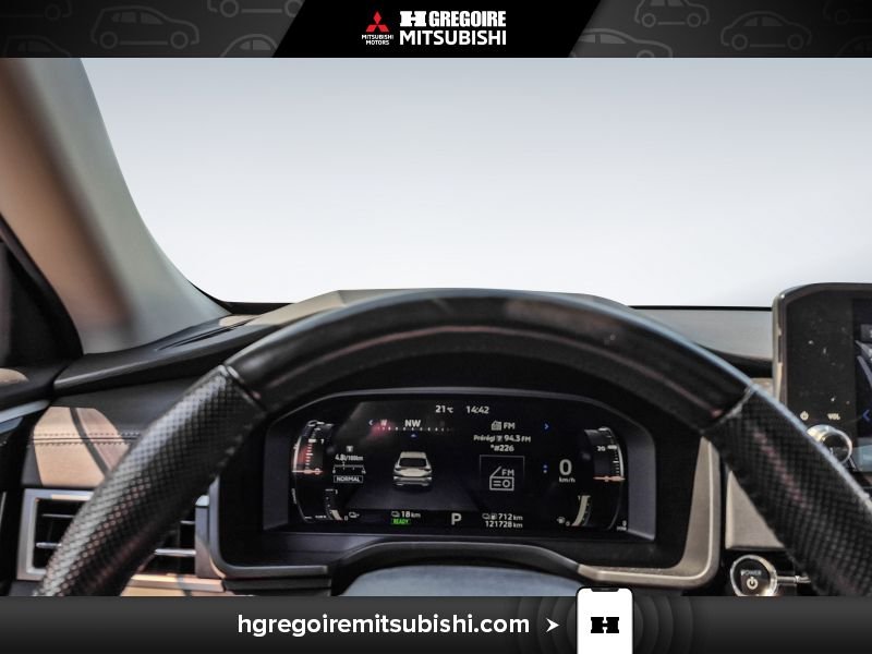 Mitsubishi Outlander PHEV 2023 Bronze Blainville - photo #21