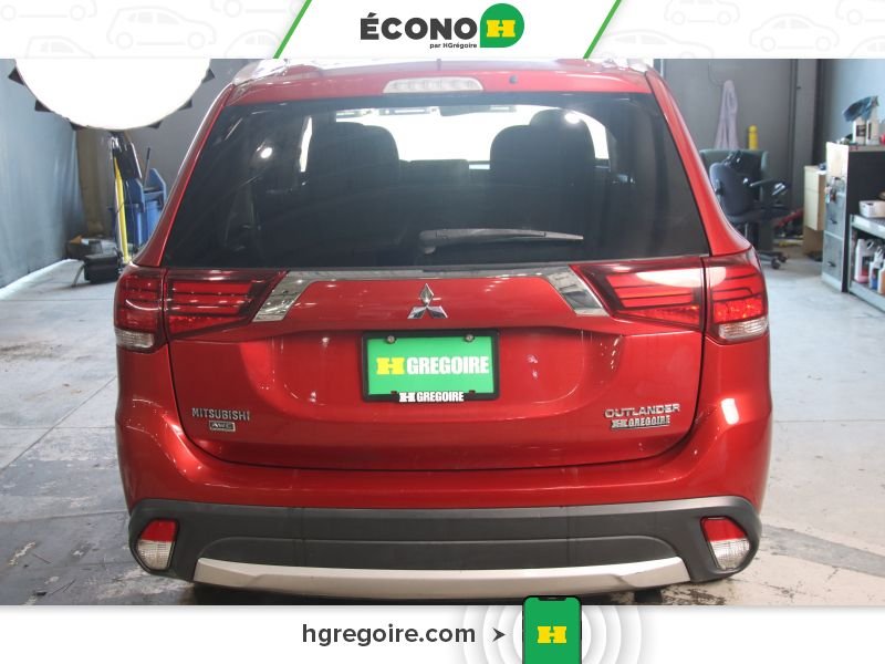 2016 Mitsubishi Outlander Red Saint-Eustache - photo #5