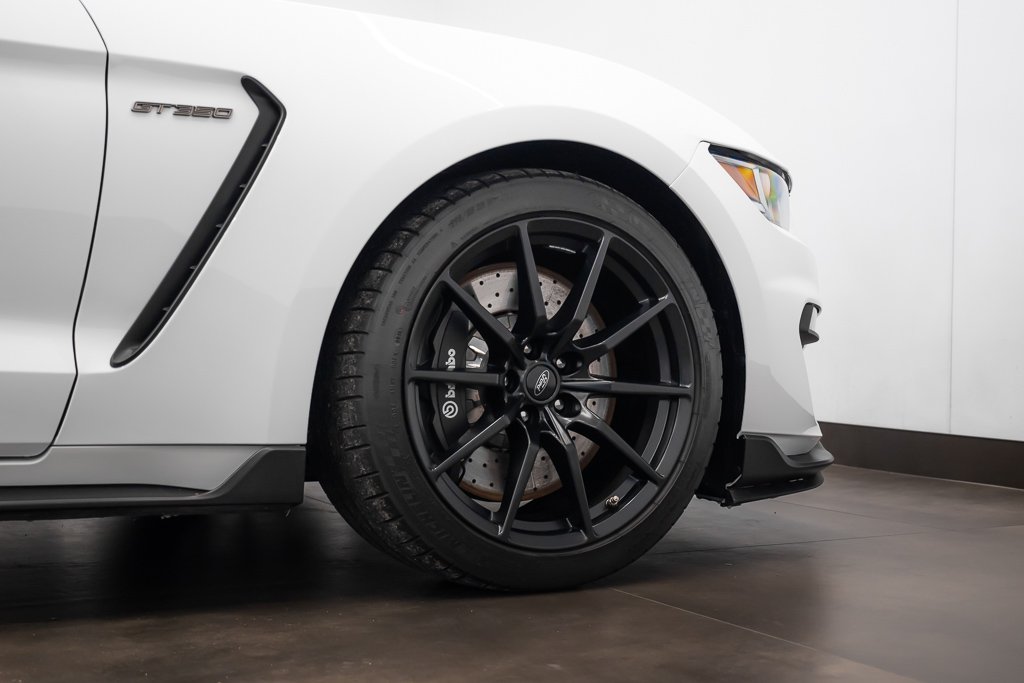Ford Mustang 2dr Fastback Shelby GT350 Delivery KM ! 2016 Blanc Kirkland - photo #6