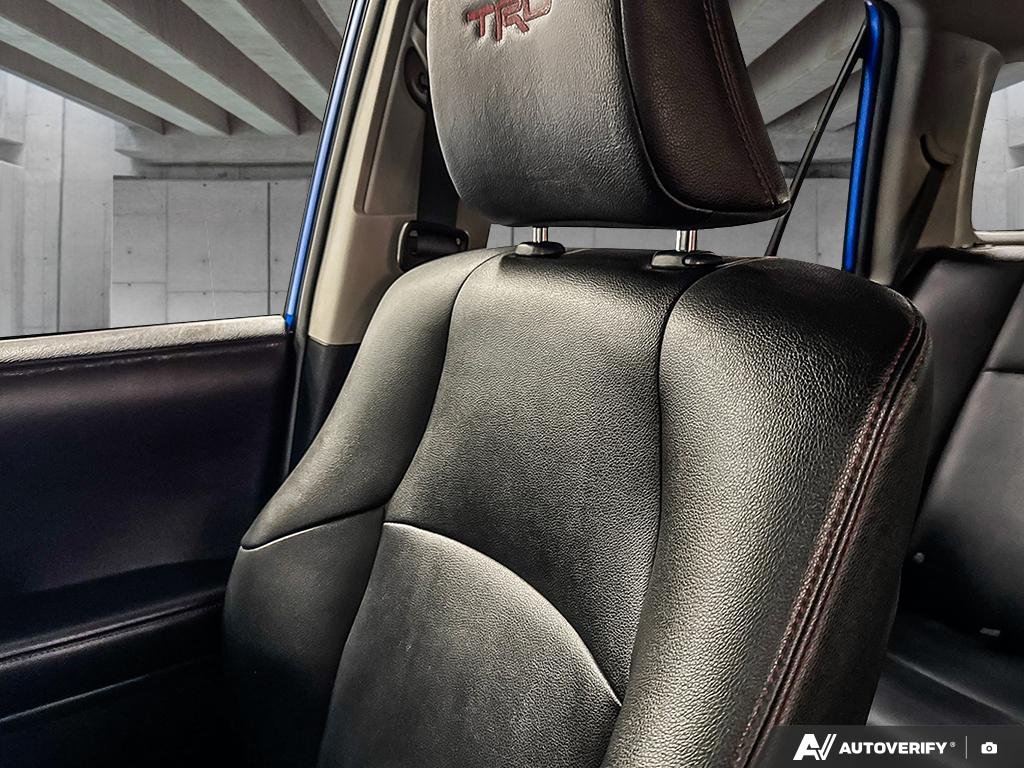 2019 Toyota 4Runner 2600954A | 4WD Blue Edmonton - photo #18