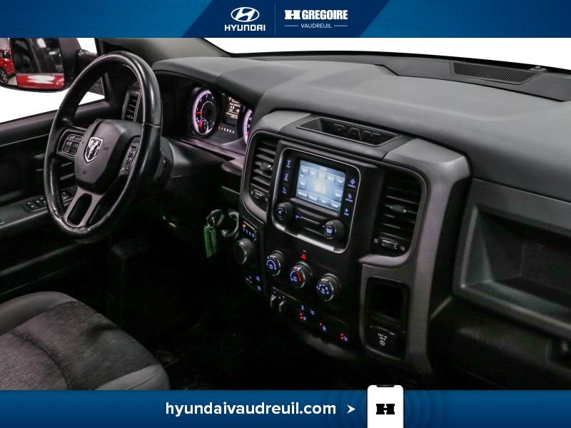 2019 Ram 1500 Silver Blainville - photo #31