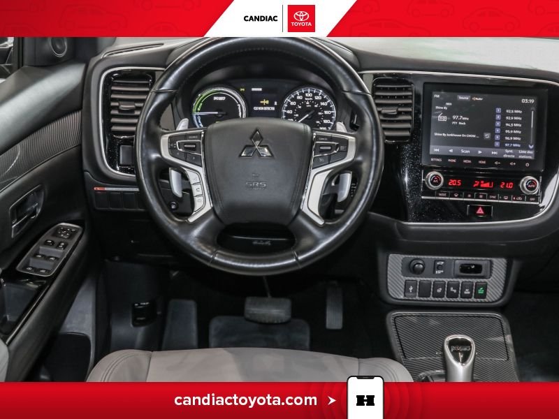 2020 Mitsubishi Outlander Plug-In Hybrid Black Saint-Eustache - photo #13