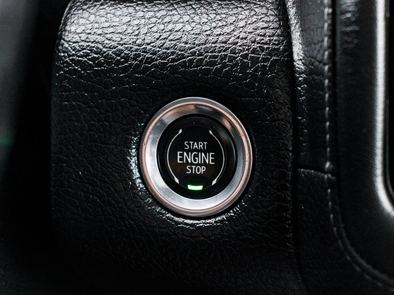 2022 GMC Yukon XL 4WD 4dr Denali Grey Sherwood Park - photo #22