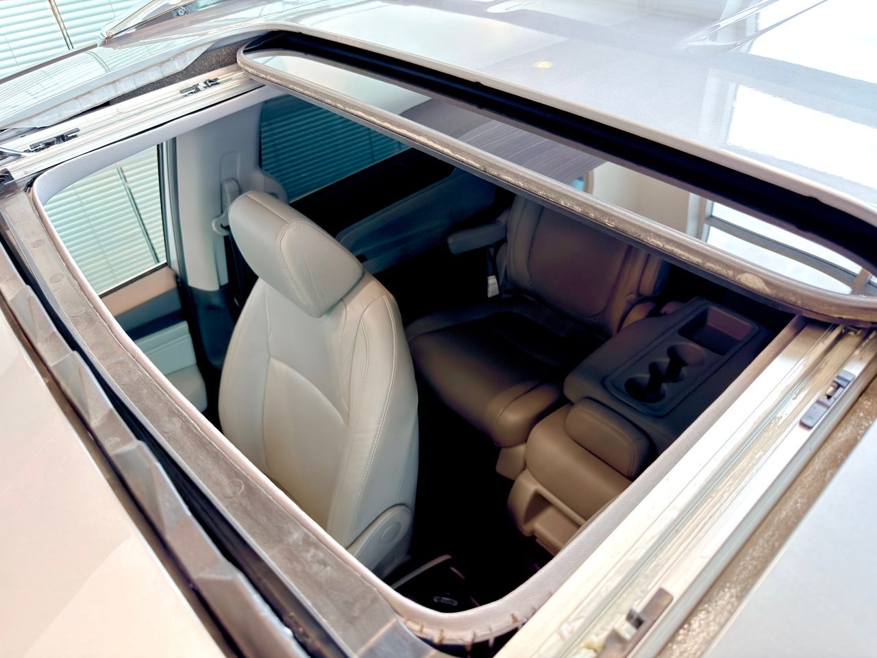 2019 Honda Odyssey Silver Notre-Dame-des-Prairies - photo #13