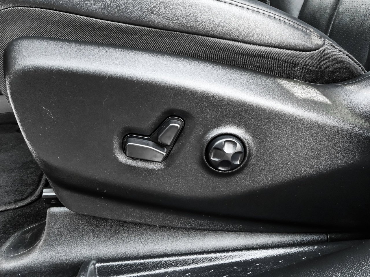 2025 Chrysler Grand Caravan SXT 2WD Black Sherwood Park - photo #21