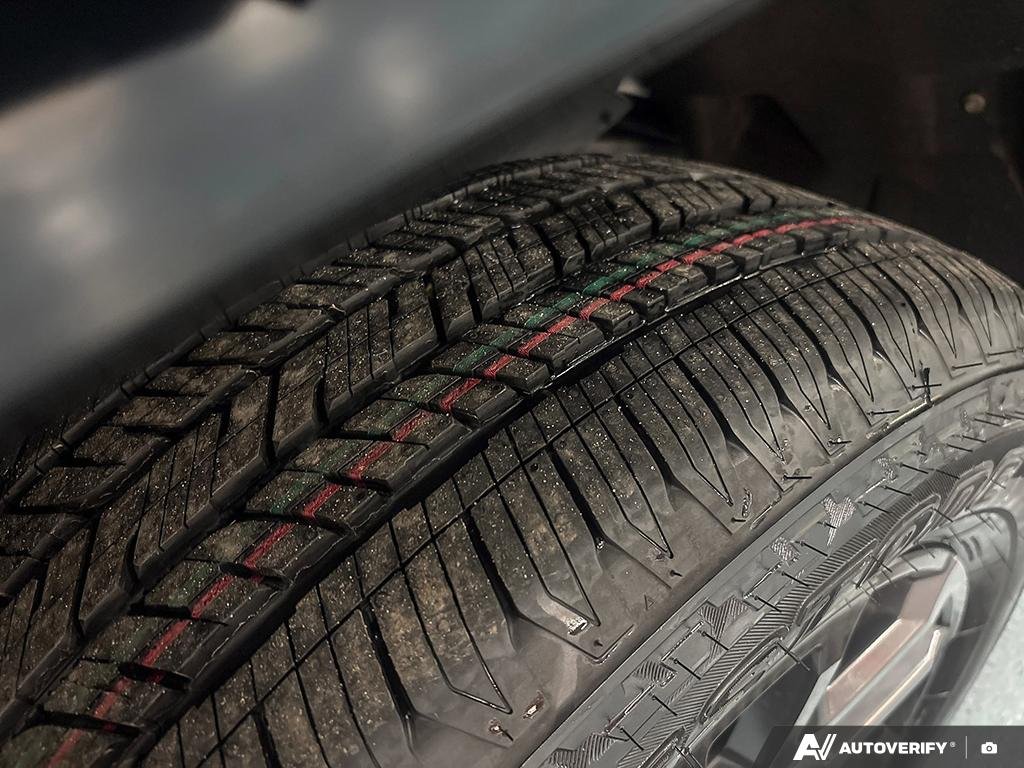 2024 Toyota Tundra 2601775A | Platinum Wind Chill Pearl Edmonton - photo #6