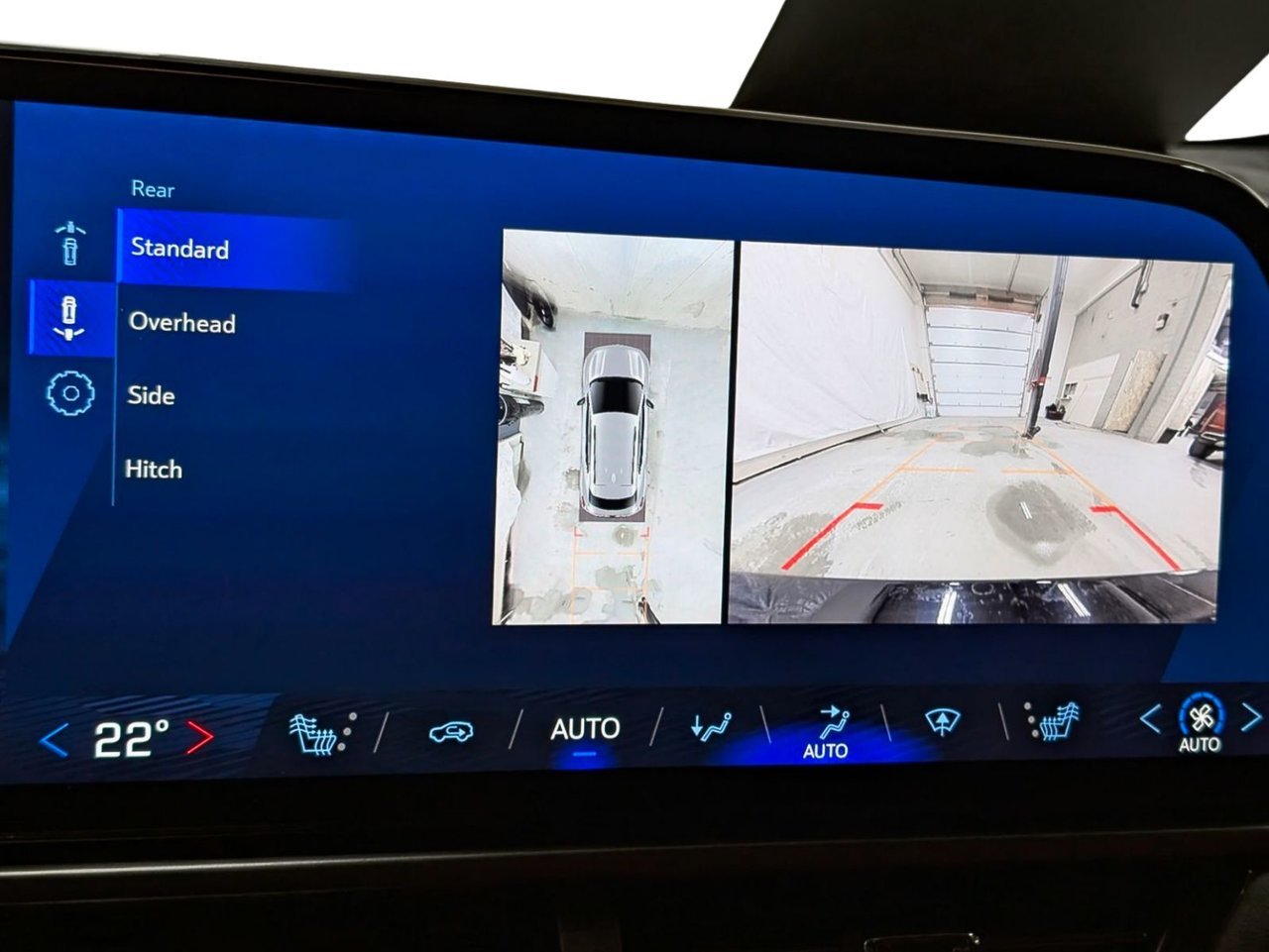 2025 Chevrolet Equinox EV RS Saint-Eustache - photo #13