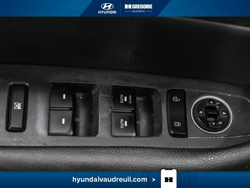 Hyundai Sonata 2018 Blanc Laval - photo #16