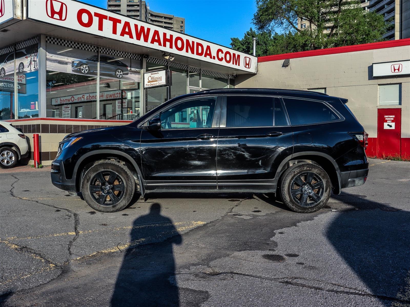 Honda Pilot TrailSport 2022 Black Ottawa & Gatineau - photo #4