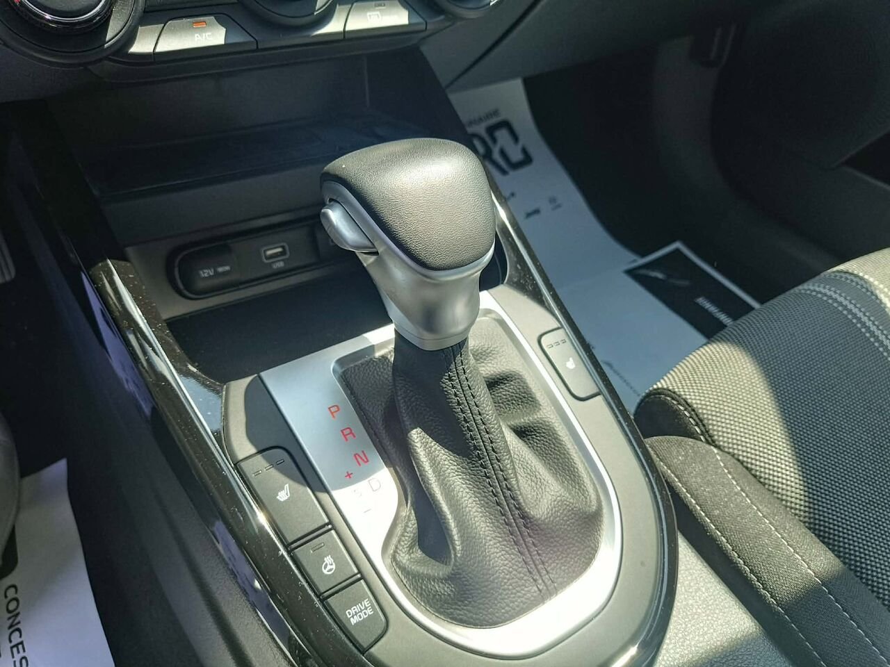 Kia Forte 2024 Gris Lac Mégantic - photo #12