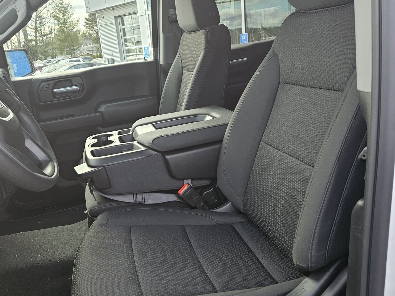 2026 GMC Sierra 1500 Pro cabine multiplace 4RM 157 po Summit White Thetford Mines - photo #11