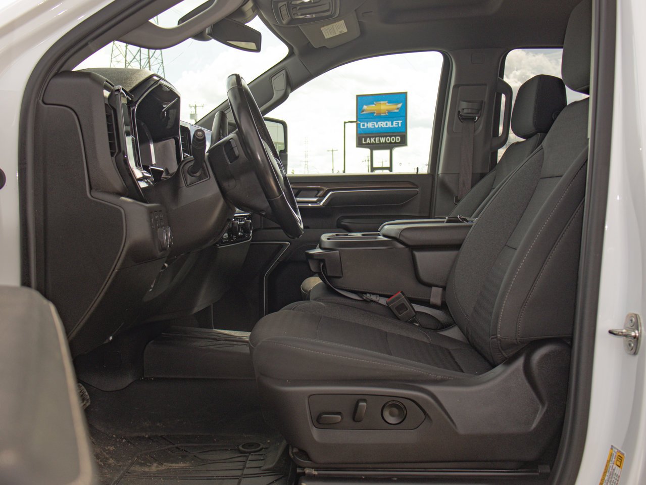2024 Chevrolet Silverado 2500HD 4WD Double Cab 149 LT White Sherwood Park - photo #17
