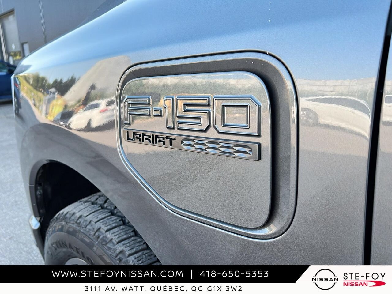 2023 Ford F-150 Lightning LARIAT STANDARD RANGE Grey Ste-Foy - photo #5